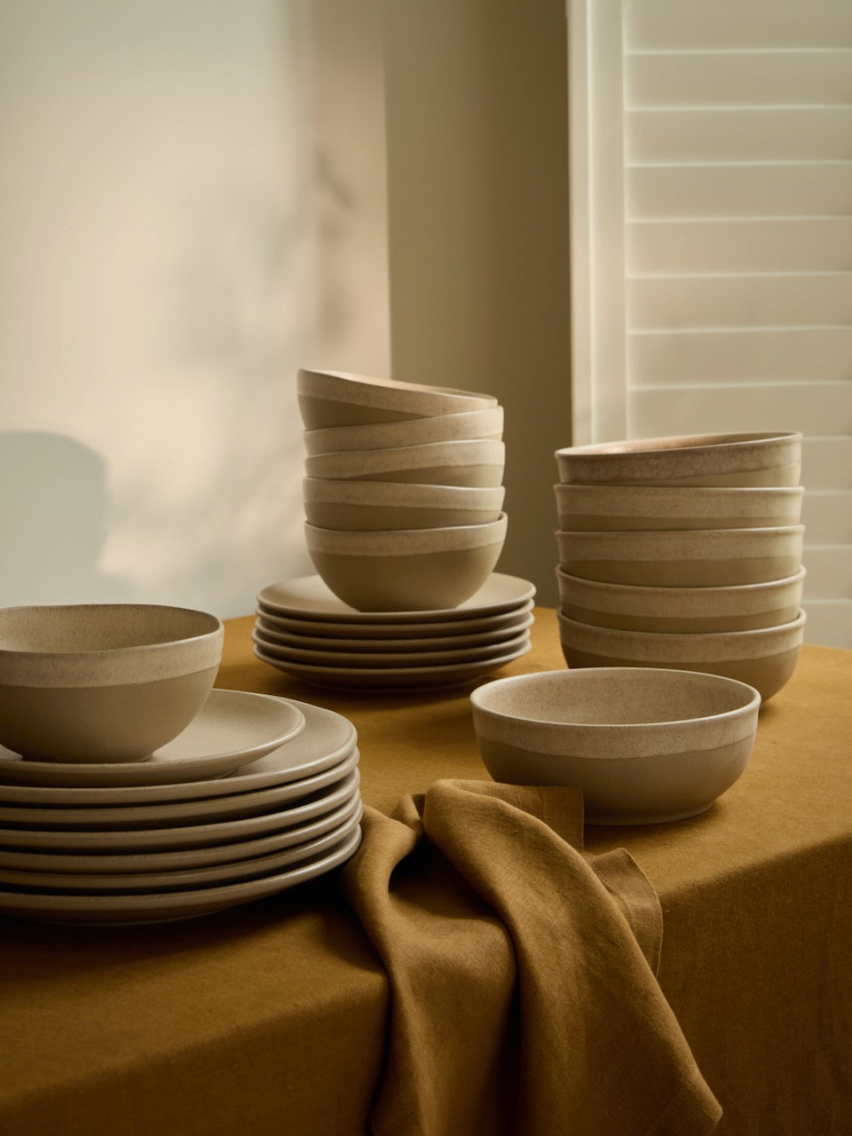 Arenito Stoneware Collection