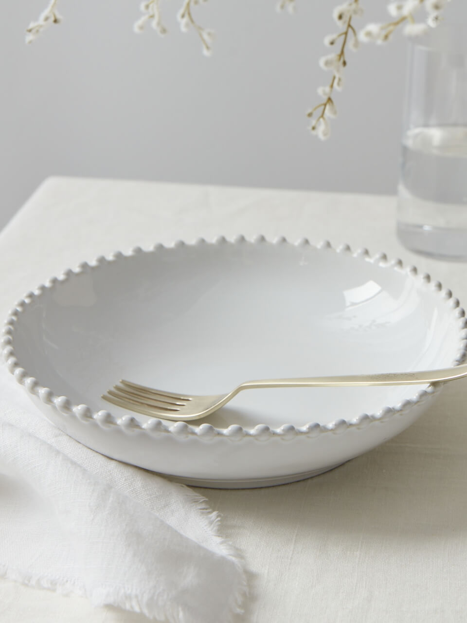 Pearl Stoneware 24 Piece Dinner Set