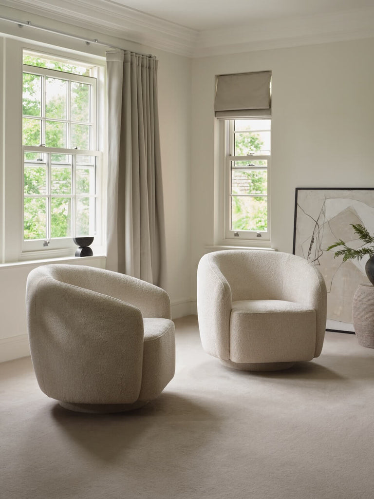Armchairs & Sofas