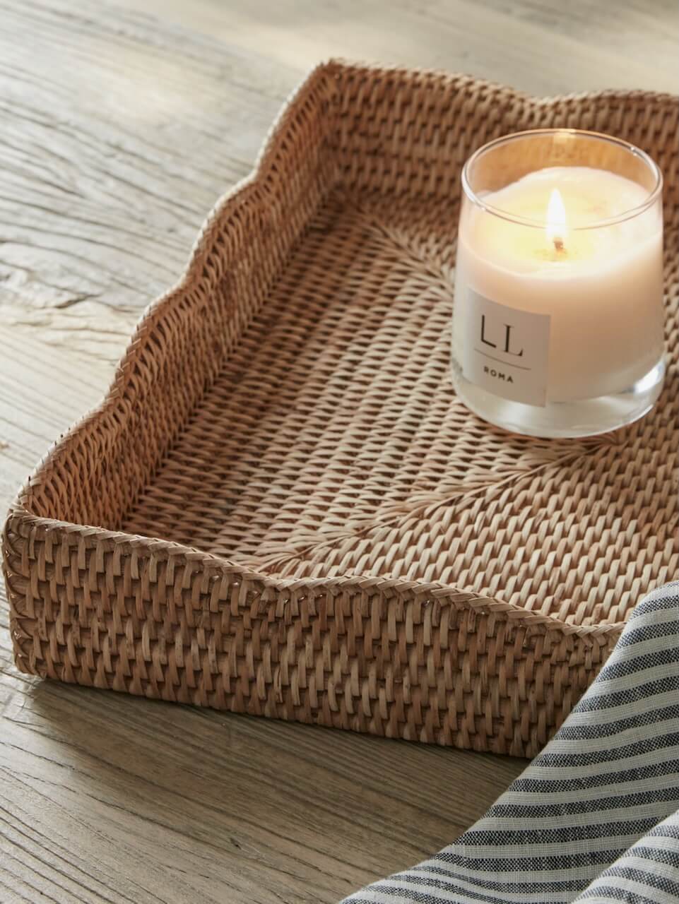 Rhu Rattan Scallop Edge Tray - Natural