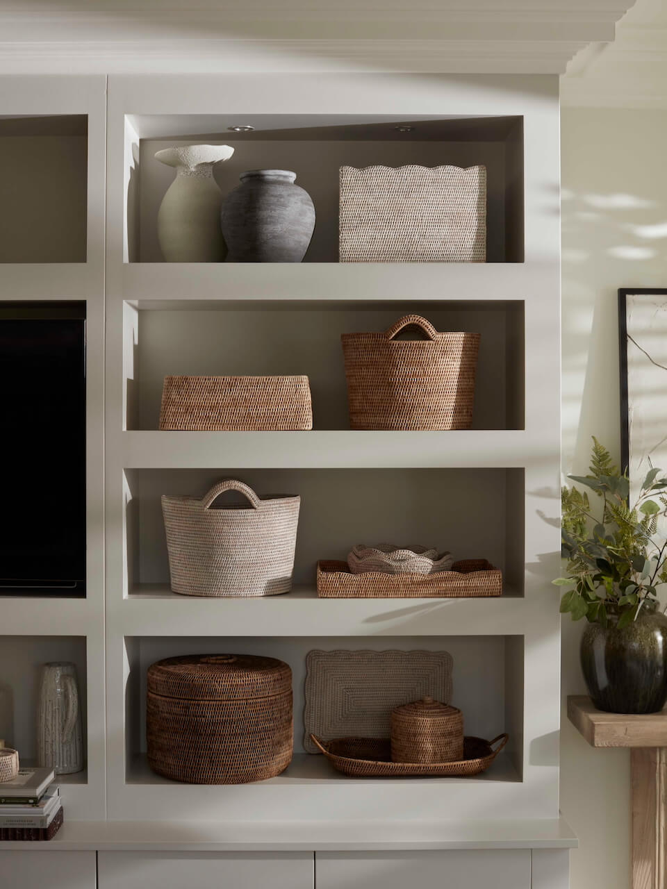 Cove Rattan Tray - Antique Brown